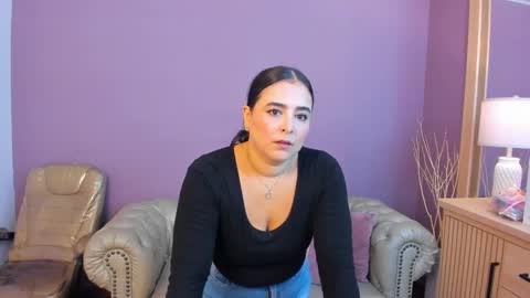 Snapshot of taylor_bennet chatting on September 2025 12:05:02 PM Taylor Bennet online show from September 2025 12:05:02 PM