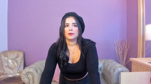 Snapshot of taylor_bennet chatting on October 2025 12:05:02 PM Taylor Bennet online show from October 2025 12:05:02 PM