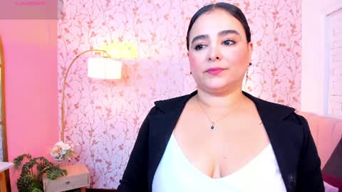 Taylor Bennet online show from June 2026 12:31:02 PM