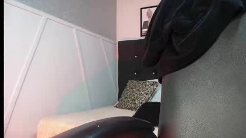 Taylor 3 online show from September 2025 04:58:02 AM