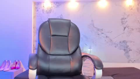 Taylor online show from February 2026 05:02:01 AM