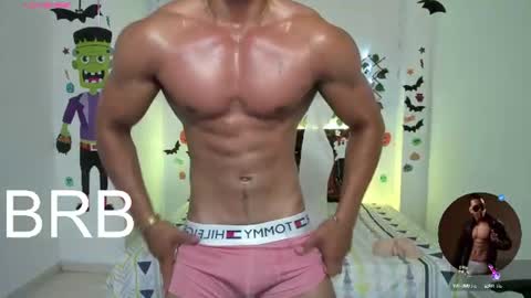 Snapshot of taylor_johnn chatting on July 2026 03:39:02 PM Penagos zz online show from July 2026 03:39:02 PM