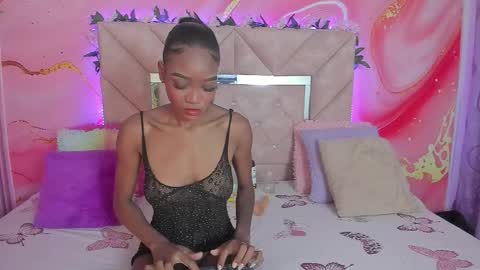 Snapshot of taylor_oriana_ chatting on September 2025 11:00:01 AM Oriana online show from September 2025 11:00:01 AM