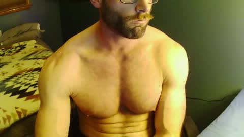 Snapshot of tayloroaks chatting on March 2026 01:40:02 AM Taylor Oaks online show from March 2026 01:40:02 AM