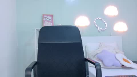 TAYLOR  online show from October 2025 11:45:02 AM