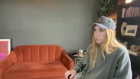 Snapshot of taylorxxxrae chatting on February 2026 09:09:02 PM Taylor Rae online show from February 2026 09:09:02 PM