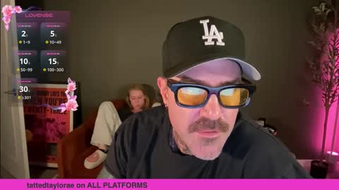 Snapshot of taylorxxxrae chatting on February 2026 01:59:02 AM Taylor Rae online show from February 2026 01:59:02 AM