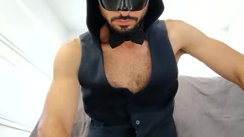 Snapshot of tayneuncutxxx chatting on November 2025 02:54:01 AM Tayne online show from November 2025 02:54:01 AM