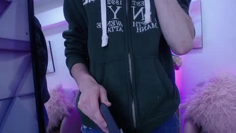 Sofia online show from December 2024 12:19:02 PM