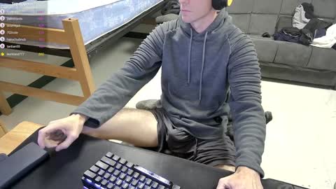 Snapshot of tbone_93 chatting on December 2024 04:09:01 PM Tbone online show from December 2024 04:09:01 PM