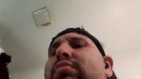 Snapshot of tboy833 chatting on February 2025 04:37:02 PM Luis online show from February 2025 04:37:02 PM