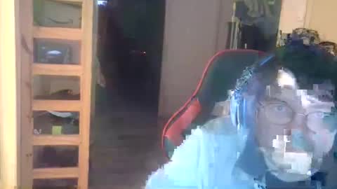 tchecky2 online show from November 2025 05:42:02 AM