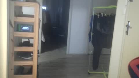 tchecky2 online show from February 2026 06:06:01 AM