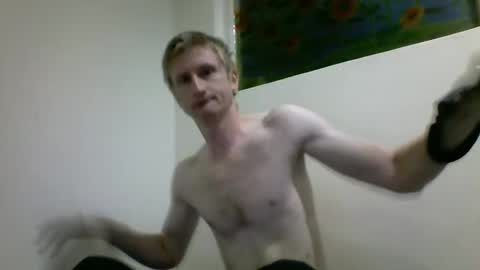 Snapshot of tcute0 chatting on March 2026 10:16:02 PM tcute0 online show from March 2026 10:16:02 PM