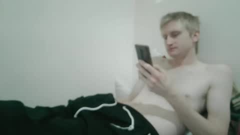 Snapshot of tcute0 chatting on March 2026 11:11:01 PM tcute0 online show from March 2026 11:11:01 PM
