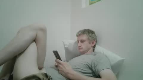 Snapshot of tcute0 chatting on April 2026 06:19:01 AM tcute0 online show from April 2026 06:19:01 AM