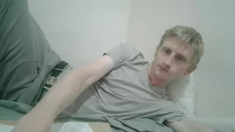 Snapshot of tcute0 chatting on April 2026 05:43:01 AM tcute0 online show from April 2026 05:43:01 AM
