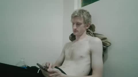 Snapshot of tcute0 chatting on April 2026 08:44:02 PM tcute0 online show from April 2026 08:44:02 PM