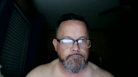 tdhawk87 online show from April 2026 11:27:01 AM