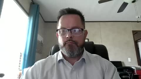 tdhawk87 online show from April 2026 08:32:01 PM