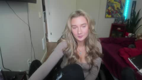 Snapshot of teamtragic chatting on January 2025 11:08:01 PM Katy online show from January 2025 11:08:01 PM
