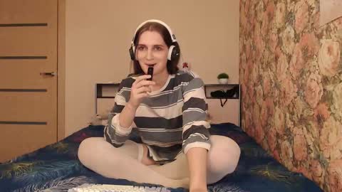 Snapshot of tearjuly chatting on November 2025 09:32:02 AM July online show from November 2025 09:32:02 AM