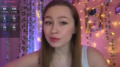 Snapshot of tease_mee_now chatting on October 2025 11:08:02 AM Eva online show from October 2025 11:08:02 AM