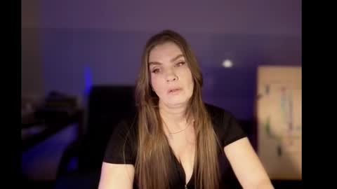 teasingelly online show from November 2025 02:32:01 AM