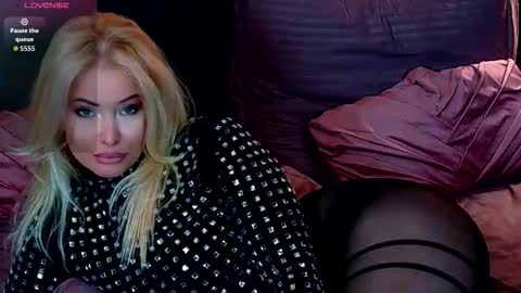 teasingjulianna online show from January 2026 03:32:01 AM