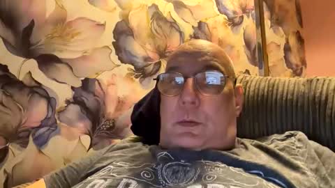 Mark online show from September 2025 07:04:01 PM