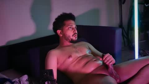 teddy_bananaaa online show from October 2025 02:37:02 AM