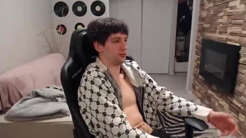 Snapshot of teddy_mode chatting on November 2025 01:22:01 PM Teddy online show from November 2025 01:22:01 PM