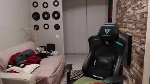 Snapshot of teddy_mode chatting on November 2025 03:31:02 AM Teddy online show from November 2025 03:31:02 AM