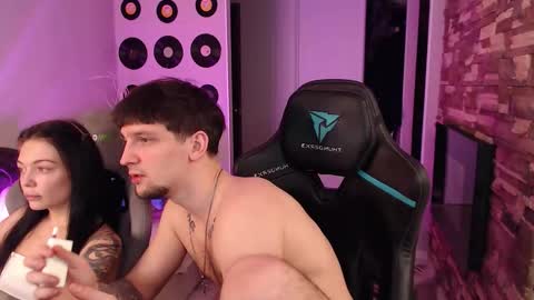 Snapshot of teddy_mode chatting on February 2026 10:28:01 PM Teddy online show from February 2026 10:28:01 PM