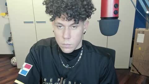 tedhmicro25 online show from February 2025 10:25:01 PM