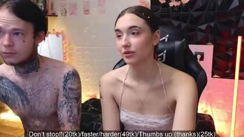 Alice and Cassie online show from March 2026 08:23:01 PM