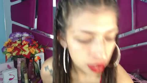 Tayloor online show from January 2025 06:45:01 AM