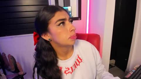 Tayloor online show from February 2026 03:32:02 AM