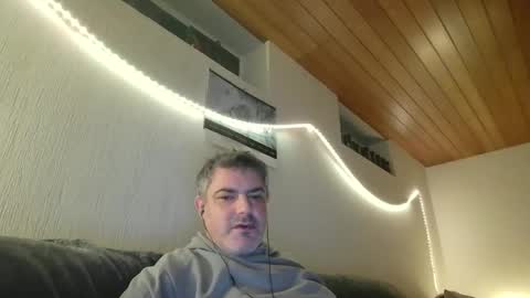 Peter online show from January 2025 03:54:01 AM