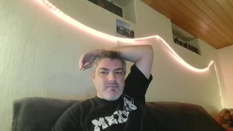 Peter online show from January 2025 06:49:02 PM