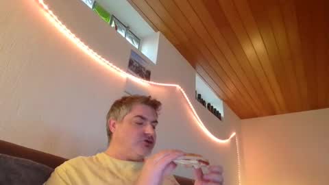 Peter online show from February 2025 07:41:01 AM