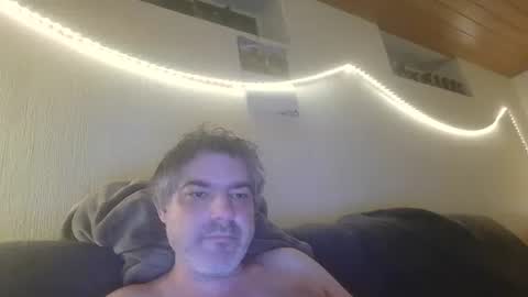 Peter online show from December 2025 06:32:01 AM