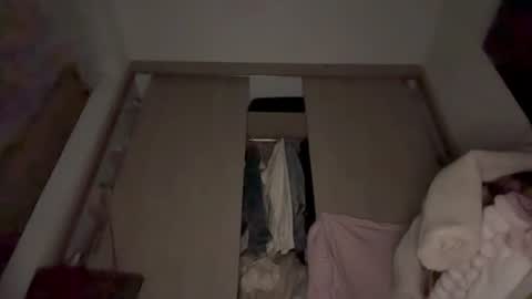 Amy No penetration Virgiin giirl online show from June 2026 12:48:02 AM