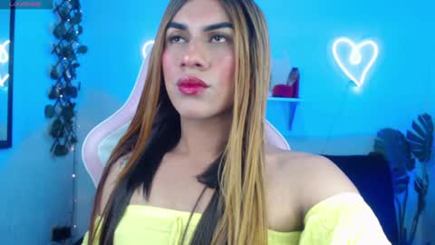 Snapshot of tefy_bratz chatting on January 2025 03:57:02 AM tefy_bratz online show from January 2025 03:57:02 AM