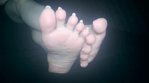 Viv West online show from September 2025 04:06:01 AM