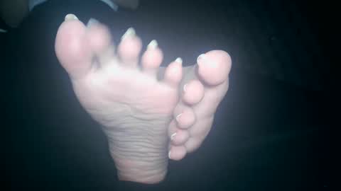 Viv West online show from October 2025 03:01:02 AM