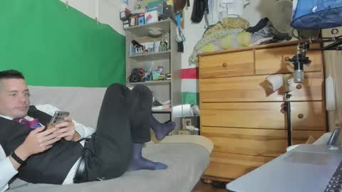 Virg Lszl online show from November 2025 01:29:02 AM