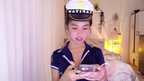 temptessa20 online show from November 2025 06:28:02 PM