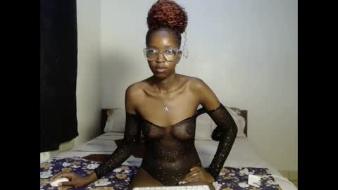 Snapshot of tempting_vibe chatting on January 2026 10:46:01 PM tempting_vibe online show from January 2026 10:46:01 PM