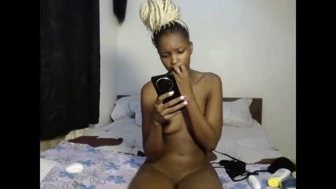 tempting_vibe online show from May 2026 05:53:02 PM